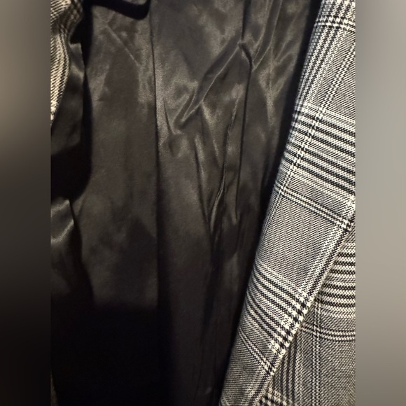 H&M Black and White Checkered Blazer - Picture 5 of 14